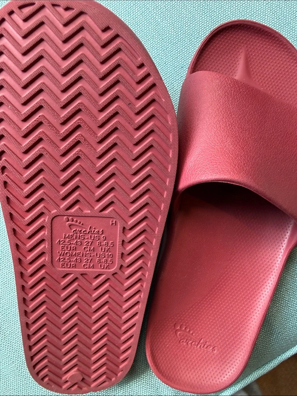 Women’s Slide Sandals in Brick Red — Cushioned Everyday Comfort